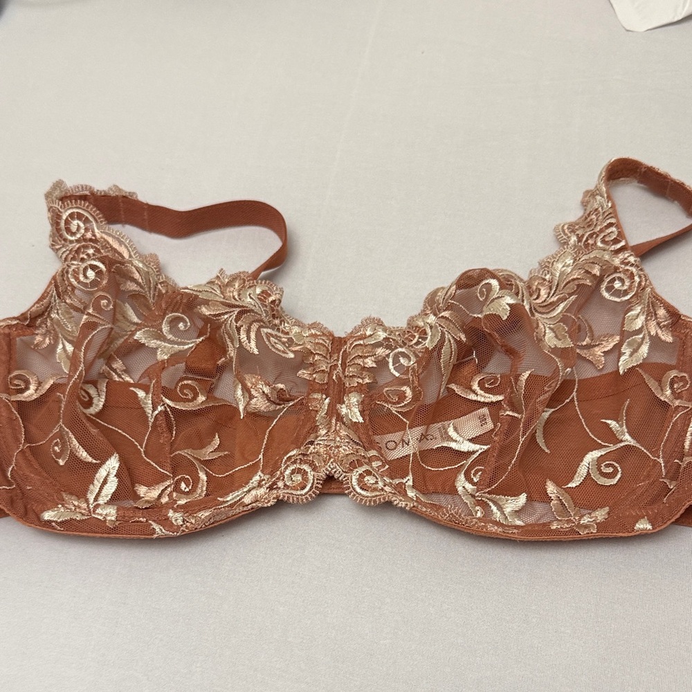 SOMA Sensuous Lace Unlined 38C